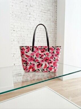 Kate Spade New York Cedar Street Rose Small Harmony